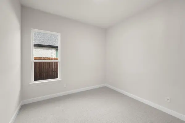 5410 Rowlan Row, Midlothian, TX 76065