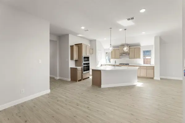 395 Misty Meadow Lane, Lavon, TX 75166