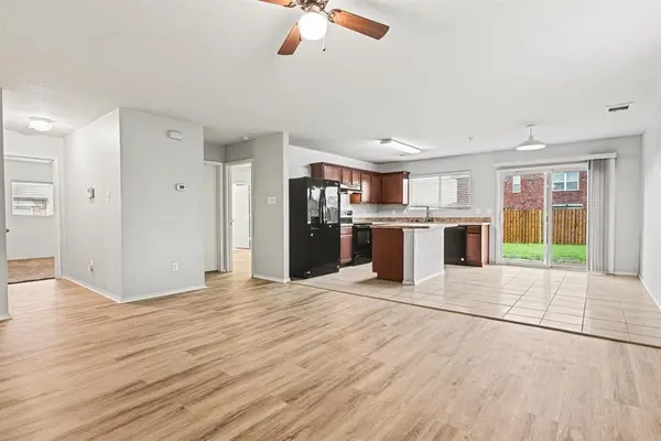 246 Willow Creek Lane, Terrell, TX 75160