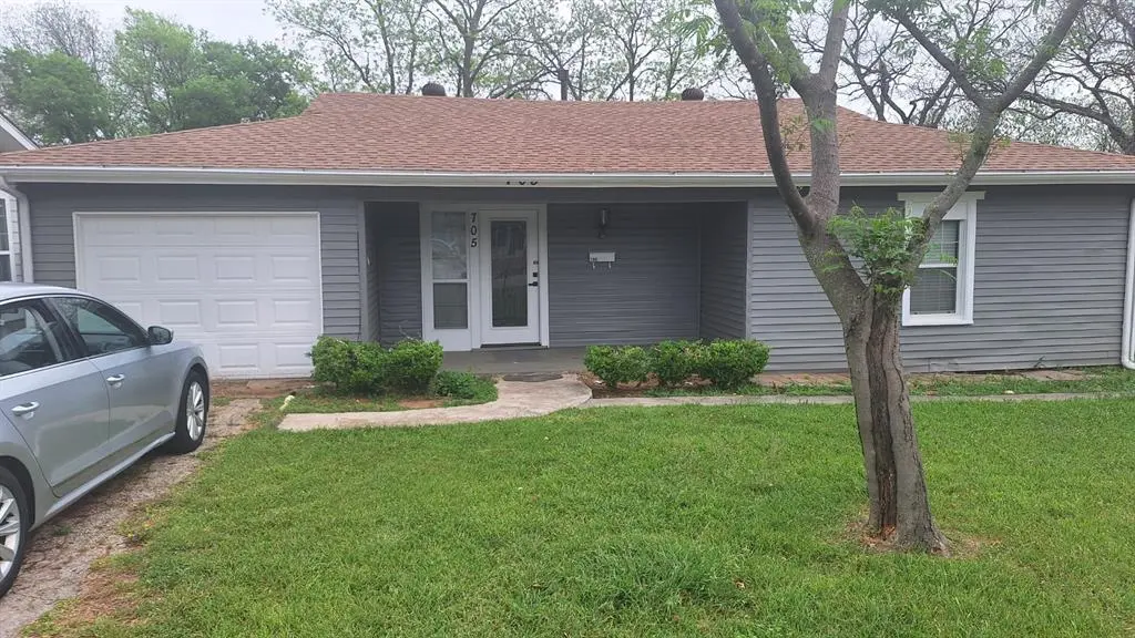 705 Vine Street, Euless, TX 76040