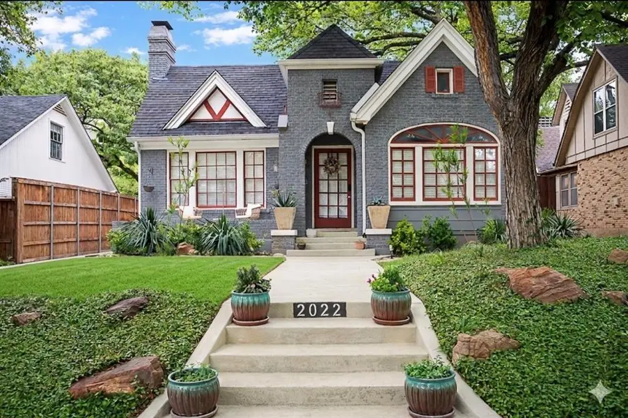 2022 Glenco Terrace, Fort Worth, TX 76110