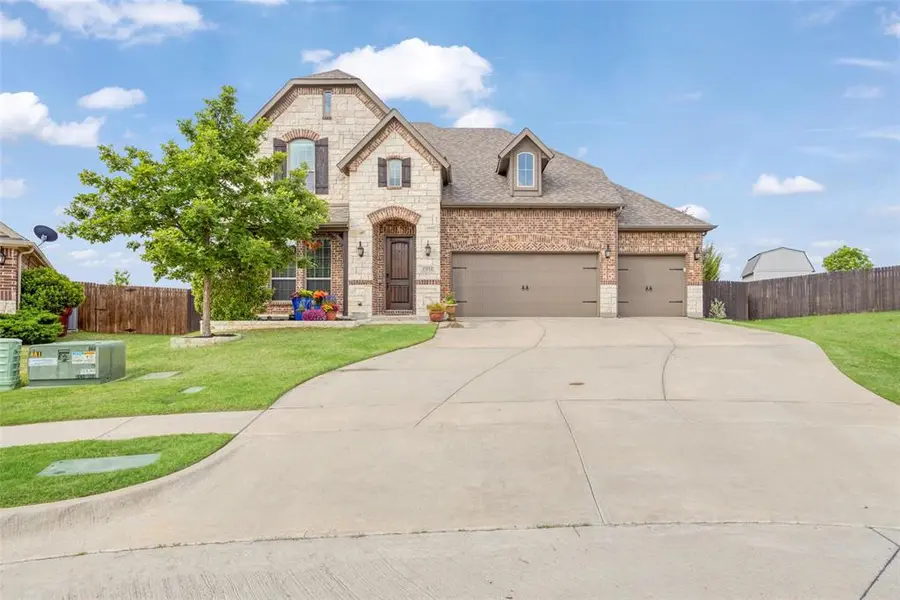 1916 Peggys Cove, Van Alstyne, TX 75495