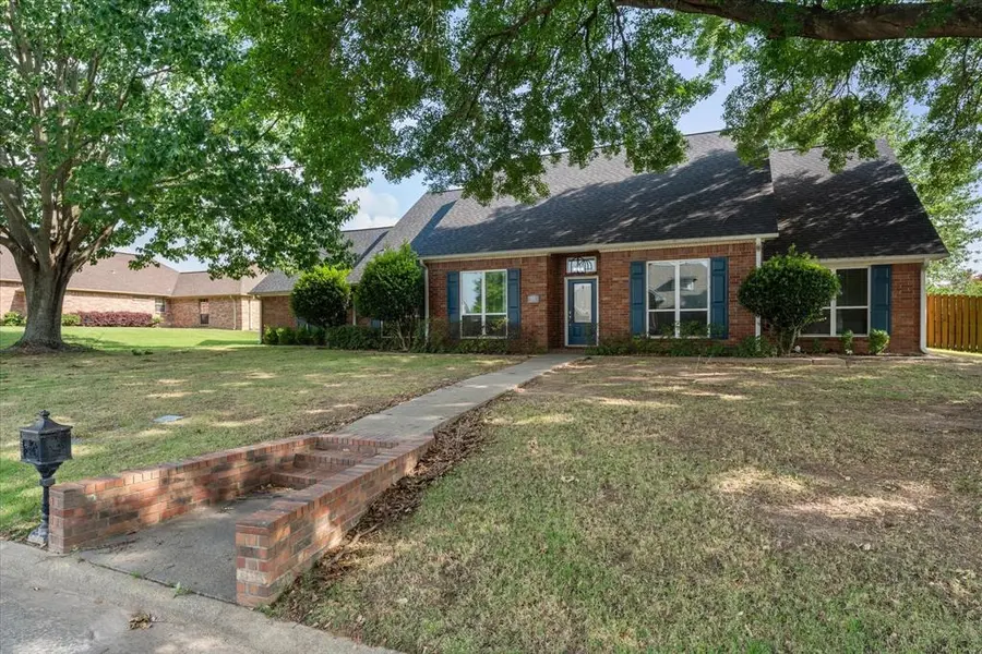 216 TURNBERRY, Mount Pleasant, TX 75455
