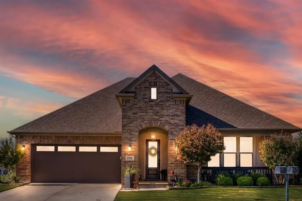 9900 Silver Rock Way, Denton, TX 76207