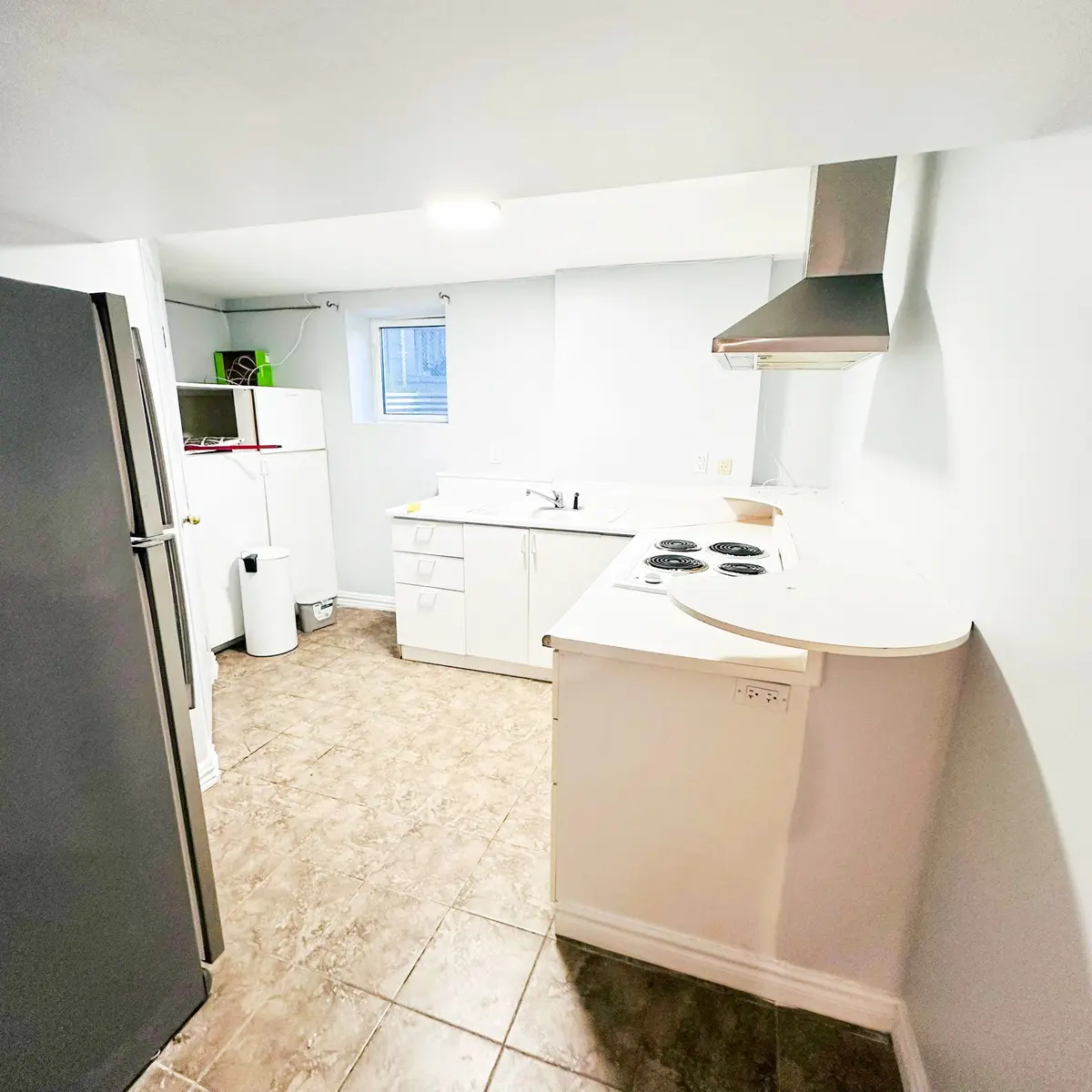 41 Coomer CRES, Ajax, ON L1T 3C7