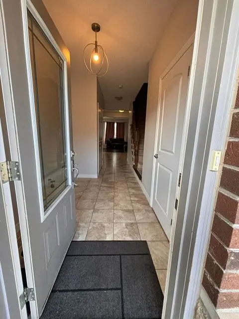 380 lake ST #22, Grimsby, ON L3M 0E8