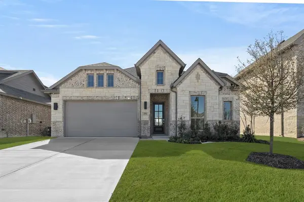 470 Red Maple Road, Waxahachie, TX 75165