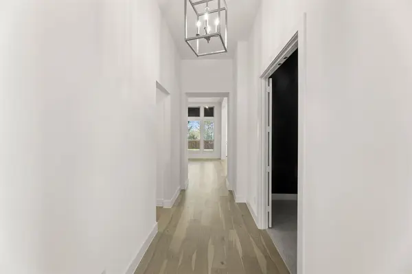 621 Hidden Lakes, Desoto, TX 75115