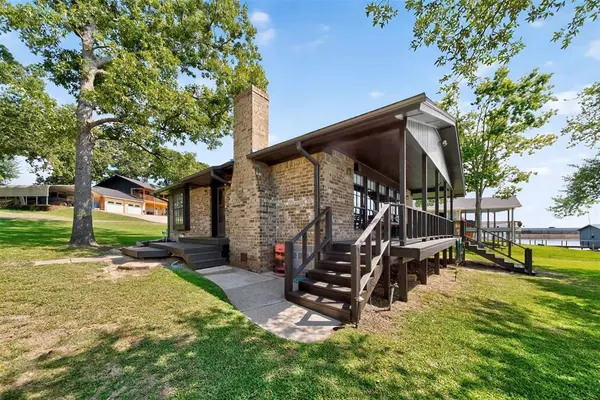 22216 Lounette Drive, Frankston, TX 75763