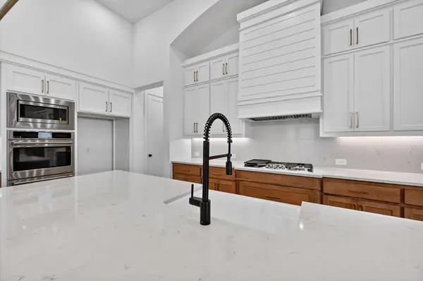 834 Montrose Drive, Rockwall, TX 75087