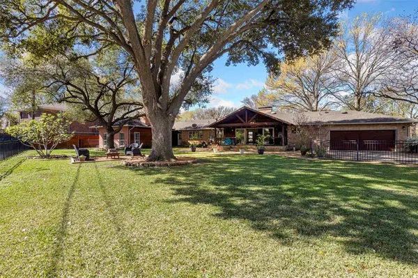 1402 Verano Drive, Dallas, TX 75218