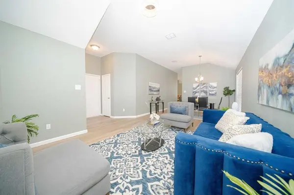 1217 Meadow Glen, Crowley, TX 76036