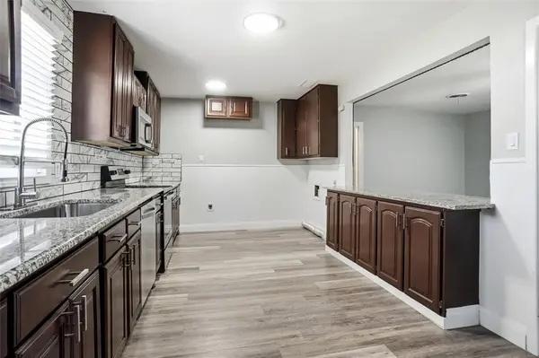 705 Vine Street, Euless, TX 76040