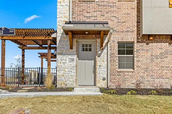 1200 Armstrong, The Colony, TX 75056