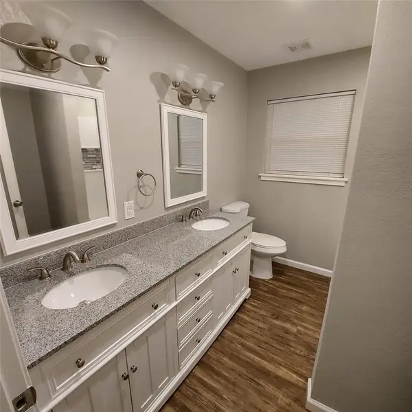 410 Hillcrest Street, Mansfield, TX 76063