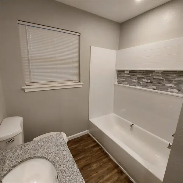 410 Hillcrest Street, Mansfield, TX 76063