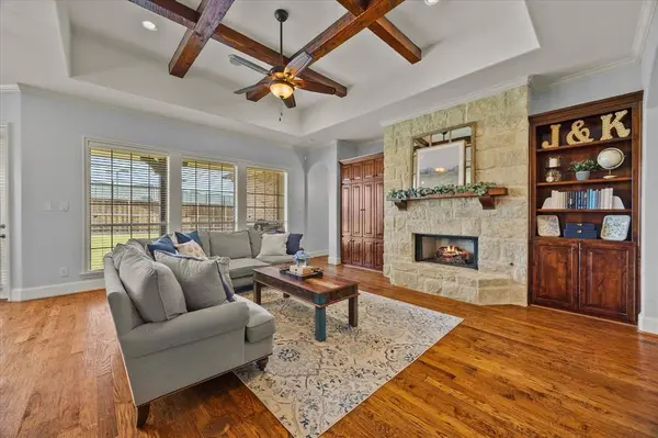 15 Wimbledon Court, Heath, TX 75032