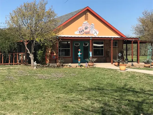 5660 Veal Station Road, Weatherford, TX 76085