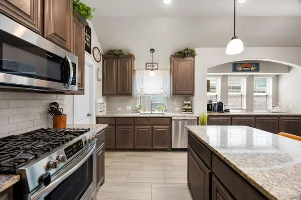 462 W Autumn Hill Bluff, Lavon, TX 75166