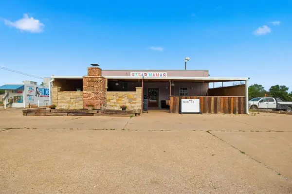 1801 Commercial Avenue, Anson, TX 79501