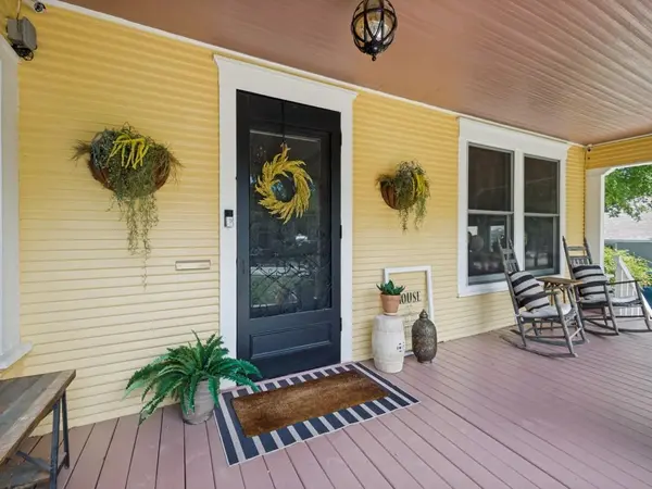 716 W Oak Street, Denton, TX 76201