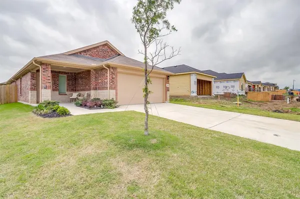 13525 Stage Coach Lane, Cresson, TX 76035