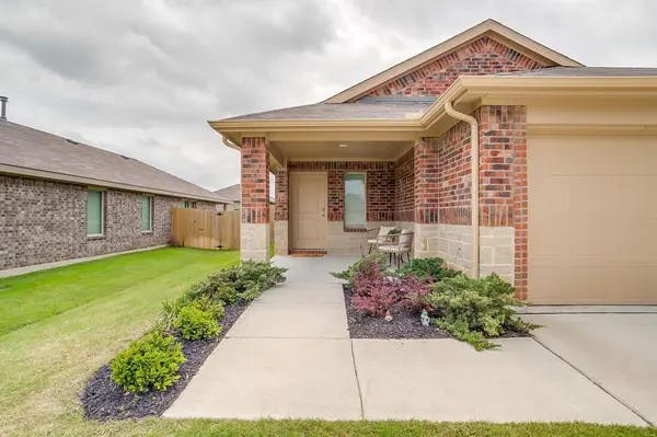 13525 Stage Coach Lane, Cresson, TX 76035