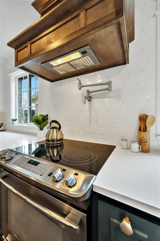 808 N 65th Street, Waco, TX 76710