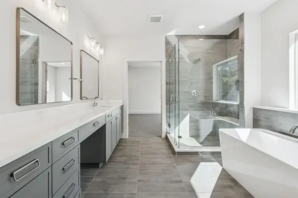 452 Waters Edge Drive #824, Hickory Creek, TX 75065