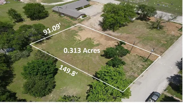 1617 Belcher Avenue, Gainesville, TX 76240