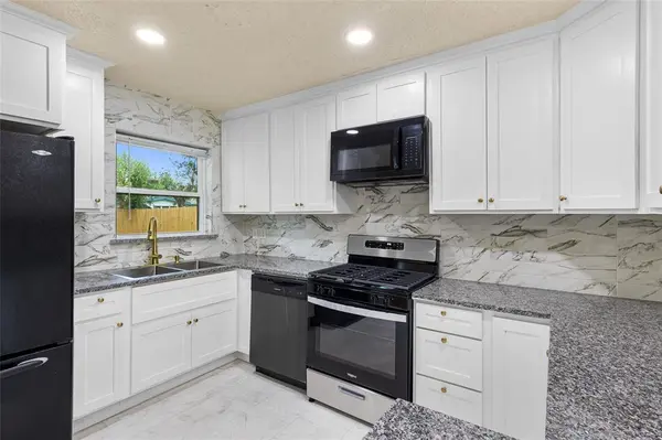 1513 Park Place, Irving, TX 75061