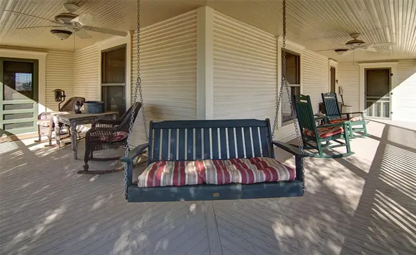 400 S Weldons Way, Graford, TX 76449