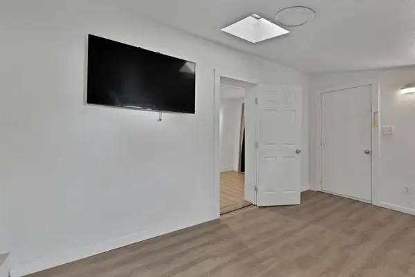 928 S Windomere Avenue #B, Dallas, TX 75208