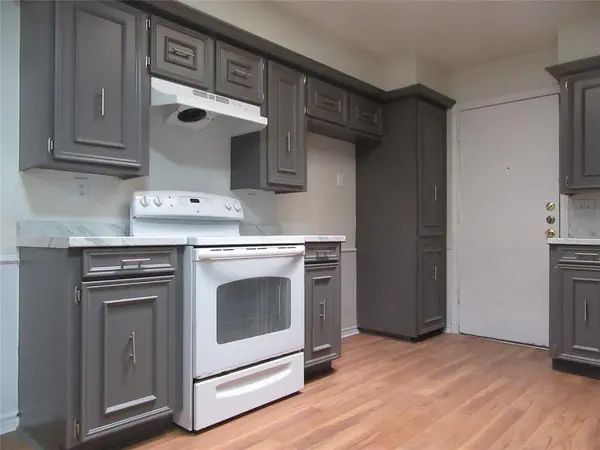 808 Woodway Lane, Richardson, TX 75081