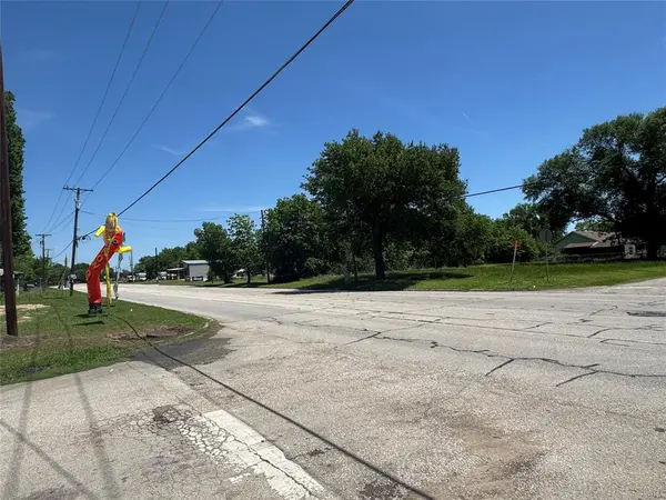 1405 Martin Luther King Jr Boulevard, Corsicana, TX 75110