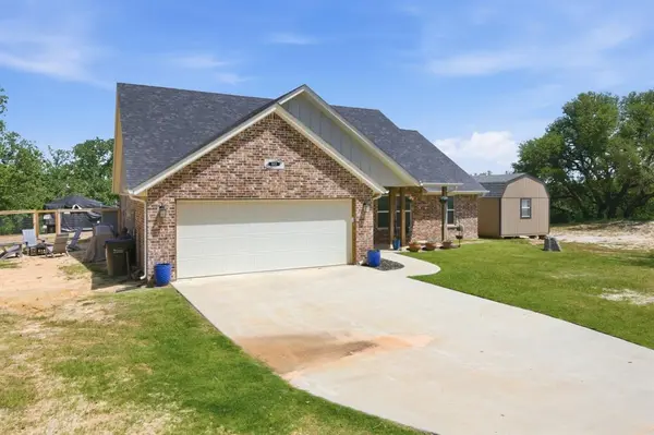 112 Monarch Lane, Poolville, TX 76487