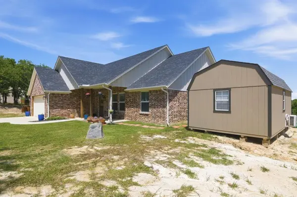 112 Monarch Lane, Poolville, TX 76487