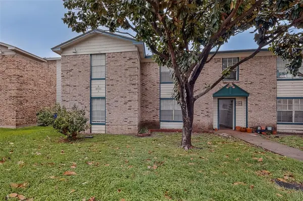 8024 Cambridge Circle #A, White Settlement, TX 76108