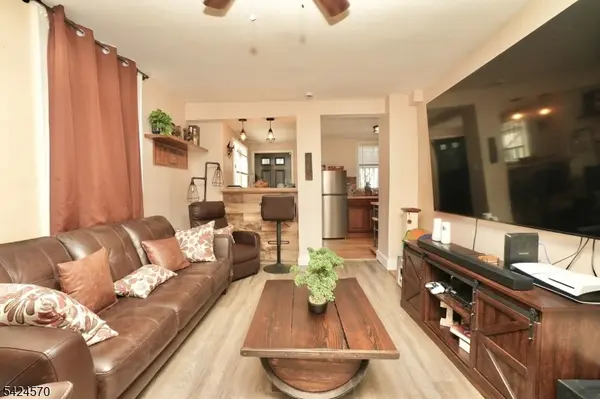 3 Laurel Ave, Maplewood Twp., NJ 07040