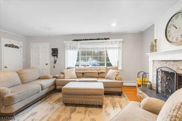 1 Sanders Ct, West Milford Twp., NJ 07480