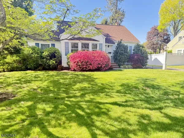 1 Roselle Ave, Cranford Twp., NJ 07016