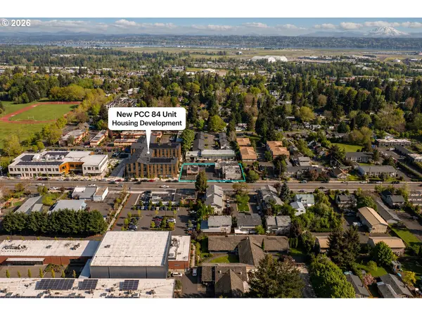 4339 4337 NE KILLINGSWORTH ST, Portland, OR 97218