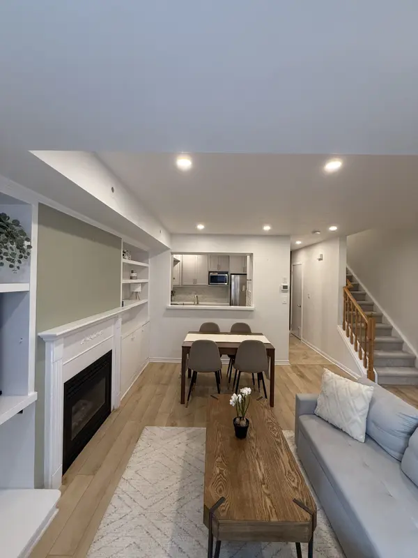 3 Everson DR #123, Toronto C14, ON M2N 7C2