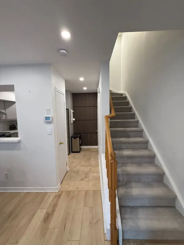 3 Everson DR #123, Toronto C14, ON M2N 7C2