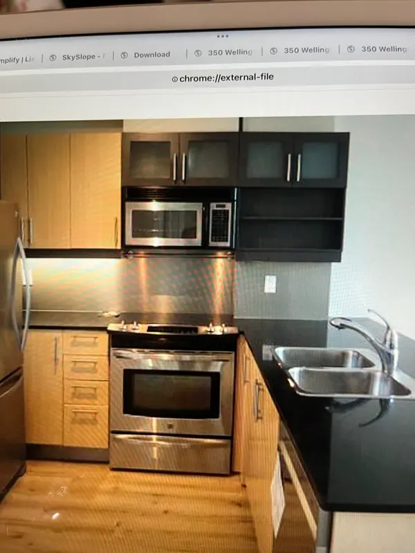 350 Wellington ST W #304, Toronto C01, ON M5V 3W9
