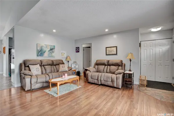 119 Spinks DRIVE, Saskatoon, SK S7H 4G8