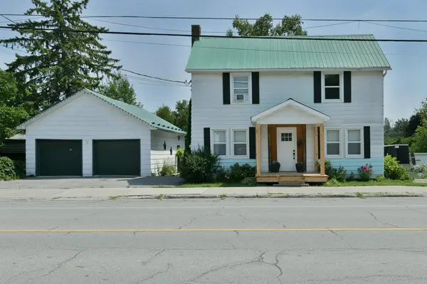 2572 County Road 29 RD N, Mississippi Mills, ON K0A 2X0