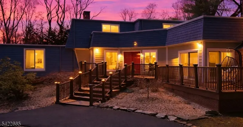 947 Franklin Lake Rd, Franklin Lakes Boro, NJ 07417