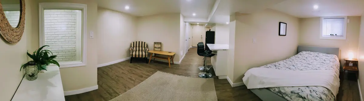 50 Mould AVE #B, Toronto W03, ON M6N 3Z9