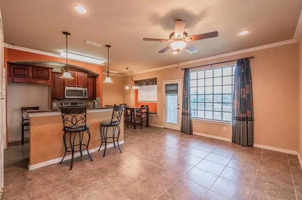 260 Corinna Court, Hurst, TX 76053